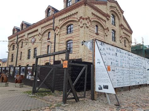 Rīga Ghetto & Latvian Holocaust Museum Maskavas Forštate, Avotu Iela & Grīziņkalns