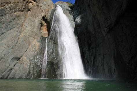 Salto de Jimenoa Dos Central Highlands