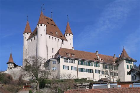 Schloss Thun Bernese Oberland