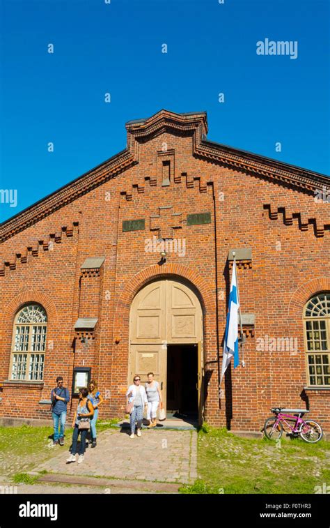 Sotamuseo Maneesi Helsinki