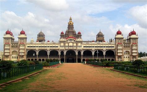 South Gate Ticket Office Mysuru (Mysore)