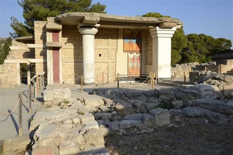 South Propylaion Knossos