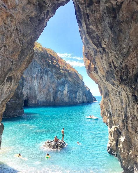 Spiaggia dell'Arco Western Sardinia