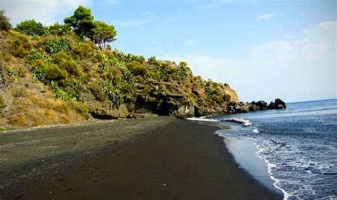 Spiaggia dell’Asino Vulcano