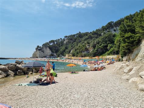Spiaggia San Michele Le Marche
