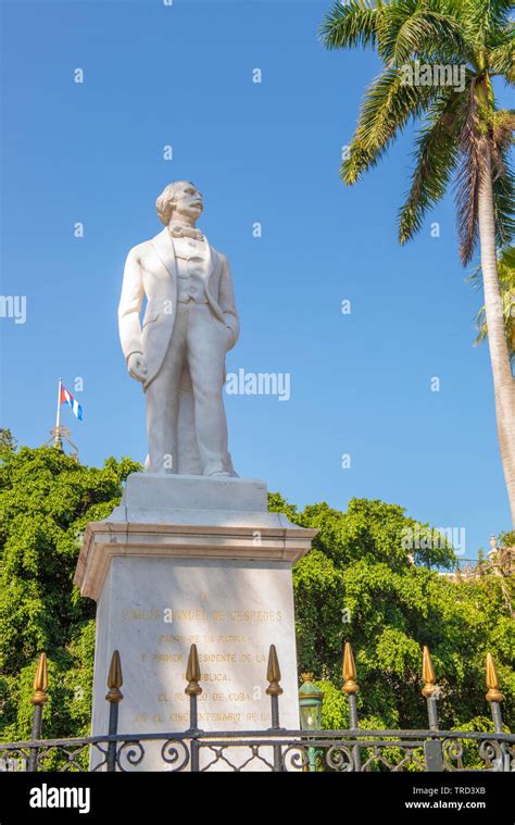 Statue of Carlos Manuel de Céspedes Habana Vieja