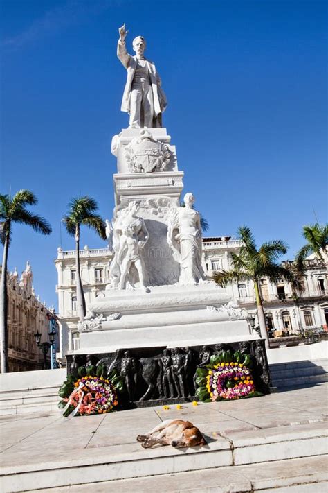Statue of Francisco de Albear Habana Vieja