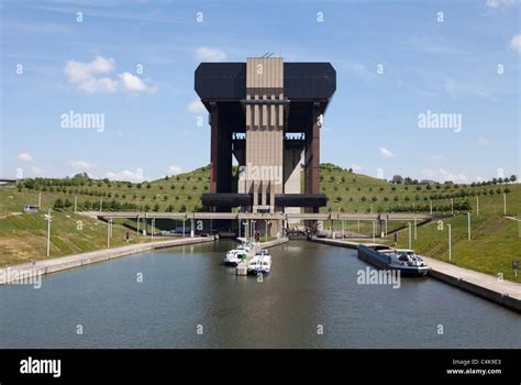 Strépy-Thieu Boat-Lift Wallonia