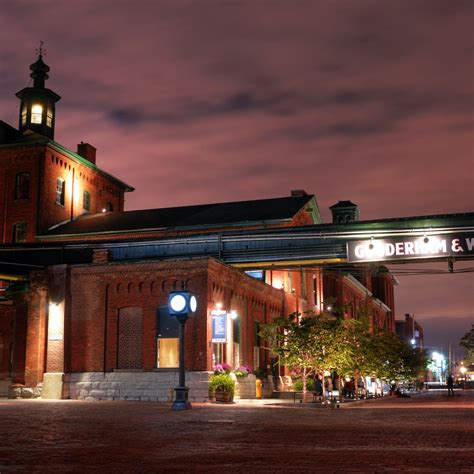 TD Gallery of Inuit Art Entertainment & Financial Districts