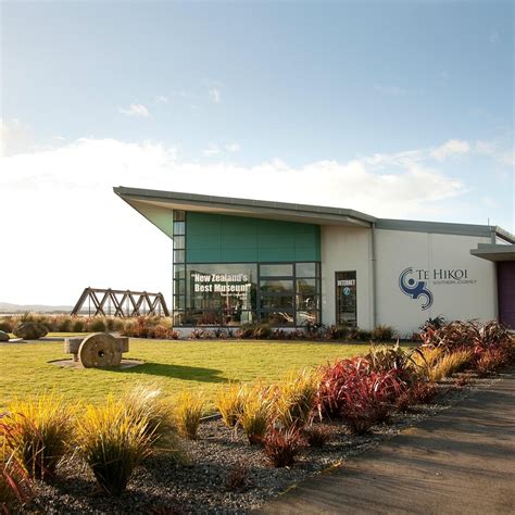 Te Hikoi Southern Journey Fiordland & Southland