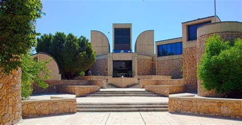 Tehran Museum of Contemporary Art (TMOCA)