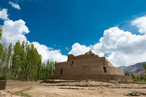 Tisseru Stupa Leh