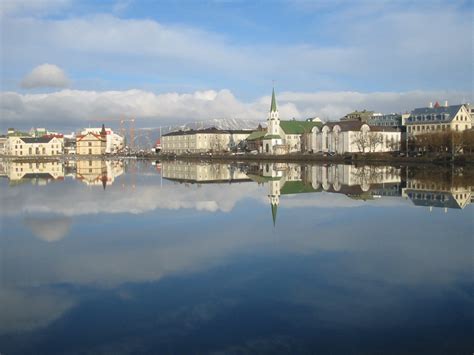 Tjörnin Reykjavík