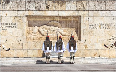 Tomb of the Unknown Soldier Syntagma & Plaka