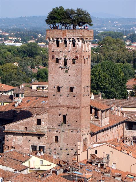 Torre Guinigi Lucca