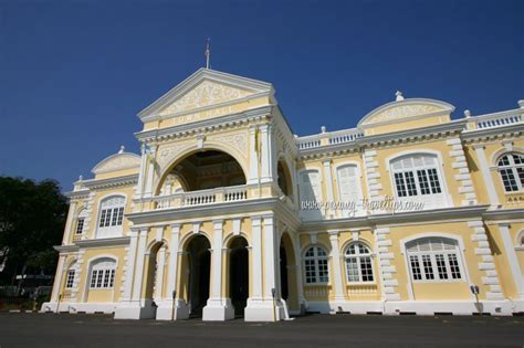 Town Hall George Town