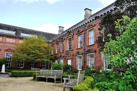 Tullie House Museum Cumbria & The Lakes