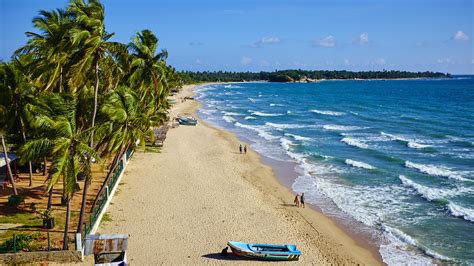 Uppuveli Beach The East