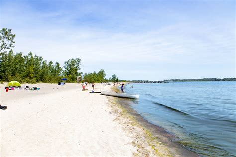 Ward's Island Beach Toronto Islands