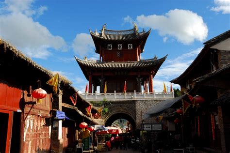 Xinggong Tower Yunnan